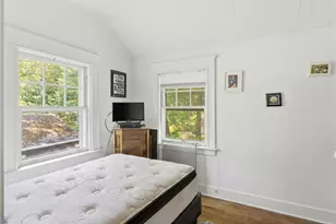 25 Pineland St, North Kingstown, RI 02852 - Photo 24