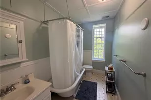 44 Everett St, Newport, RI 02840 - Photo 8
