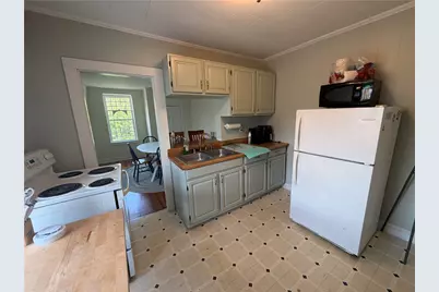 44 Everett Street #3, Newport, RI 02840 - Photo 4
