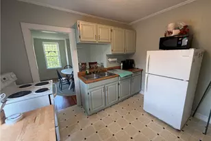 44 Everett St, Newport, RI 02840 - Photo 4