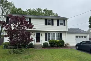 40 Pettis Dr, Warwick, RI 02889 - Photo 1
