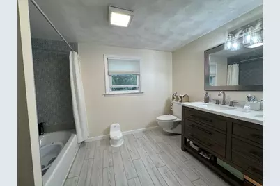 40 Pettis Drive, Warwick, RI 02889 - Photo 16