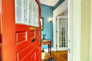 26 Diman Pl, Providence, RI 02906 - Photo 4