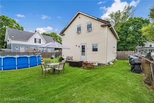56 Cottage St, Warwick, RI 02886 - Photo 28