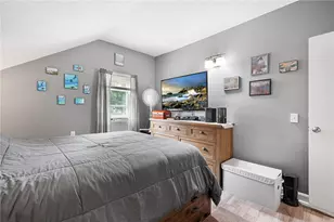 56 Cottage St, Warwick, RI 02886 - Photo 16