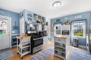 56 Cottage St, Warwick, RI 02886 - Photo 8