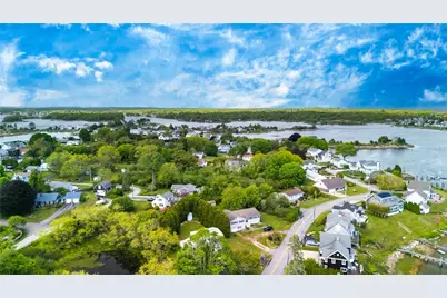 84 East Shore Road, Narragansett, RI 02882 - Photo 2