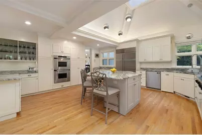 30 Angell Court, Warwick, RI 02889 - Photo 8