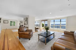 30 Angell Ct, Warwick, RI 02889 - Photo 4