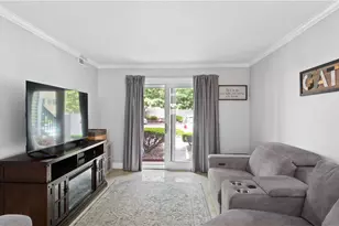 131 Fordson Ave, Cranston, RI 02910 - Photo 8