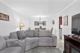 131 Fordson Ave, Cranston, RI 02910 - Photo 4