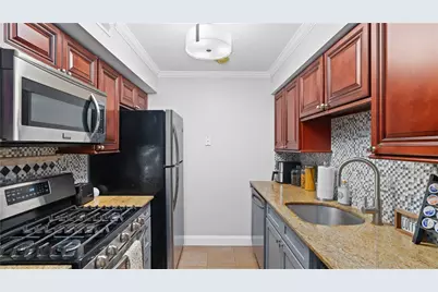 131 Fordson Avenue #4, Cranston, RI 02910 - Photo 10