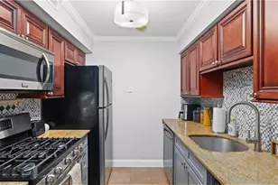 131 Fordson Ave, Cranston, RI 02910 - Photo 10