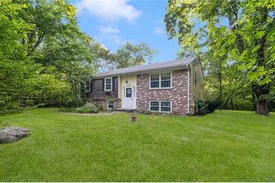 350 Essex Road, North Kingstown, RI 02852 - Photo 2