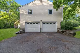 350 Essex Rd, North Kingstown, RI 02852 - Photo 36