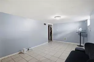 132 Roger Williams Ave, Providence, RI 02907 - Photo 34