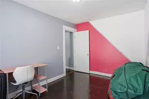 132 Roger Williams Ave, Providence, RI 02907 - Photo 28