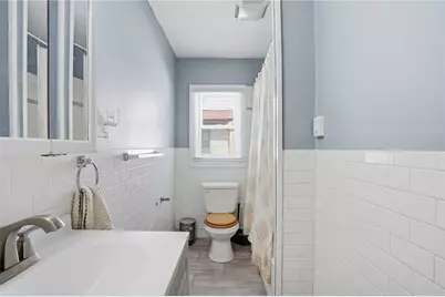 132 Roger Williams Avenue, Providence, RI 02907 - Photo 26