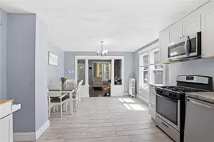 132 Roger Williams Ave, Providence, RI 02907 - Photo 10