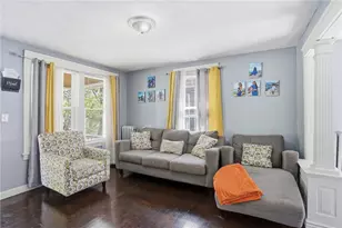 132 Roger Williams Ave, Providence, RI 02907 - Photo 14