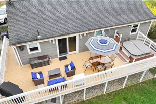 47 Long St, Warwick, RI 02888 - Photo 32