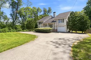 20 Stony Ln, North Kingstown, RI 02852 - Photo 2