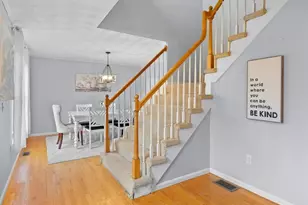 44 Orchard Valley Dr, Cranston, RI 02921 - Photo 8