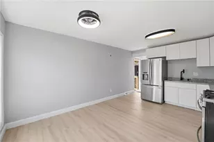 75 Atwood St, Providence, RI 02909 - Photo 10