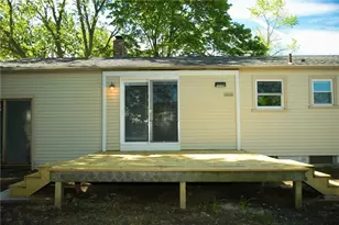 23 Perkins St, Warwick, RI 02886 - Photo 12