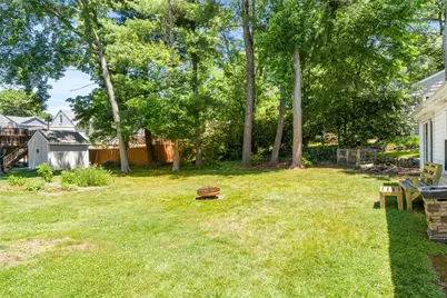 10 Craigie Street, North Providence, RI 02911 - Photo 26