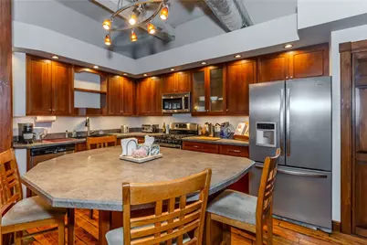 404 Roosevelt Avenue #204G, Central Falls, RI 02863 - Photo 4