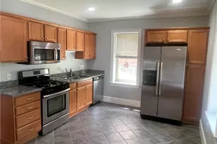 1746 Lonsdale Ave, Lincoln, RI 02865 - Photo 4