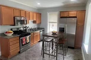 1746 Lonsdale Ave, Lincoln, RI 02865 - Photo 4
