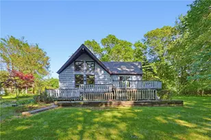 22A Bridgetown Rd, Narragansett, RI 02882 - Photo 2