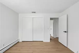 216 Toledo Ave, Pawtucket, RI 02860 - Photo 20