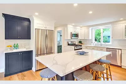 1 Cheshire Drive, Barrington, RI 02806 - Photo 6