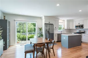 100 E View Ave, Cranston, RI 02920 - Photo 14