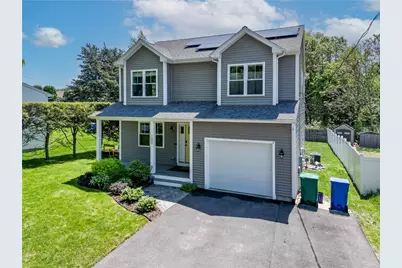 100 East View Avenue, Cranston, RI 02920 - Photo 2