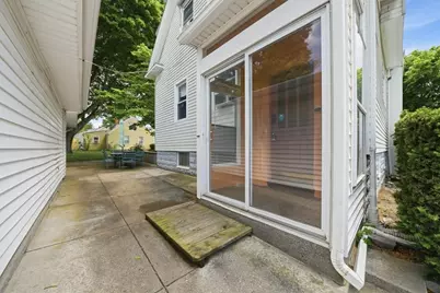 123 Oxford Street, Cranston, RI 02920 - Photo 14
