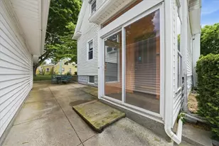 123 Oxford St, Cranston, RI 02920 - Photo 14