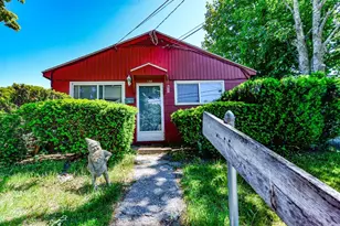 15 Ludlow Rd, Middletown, RI 02842 - Photo 1