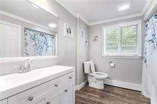 77 Pine Hill Ave, Johnston, RI 02919 - Photo 10