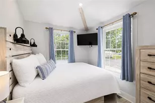 39 Edwards Ave, South Kingstown, RI 02879 - Photo 24