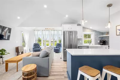 39 Edwards Avenue, South Kingstown, RI 02879 - Photo 2