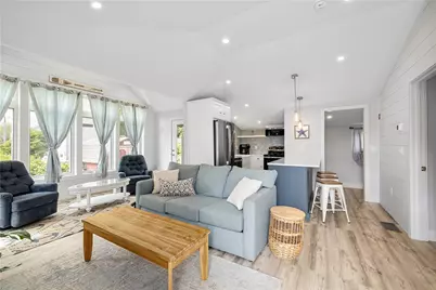 39 Edwards Avenue, South Kingstown, RI 02879 - Photo 10
