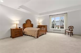 7 Oak Tree Ln, Cranston, RI 02920 - Photo 14