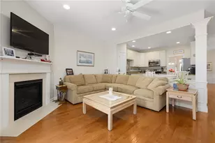 132 Camden Ct, South Kingstown, RI 02879 - Photo 16