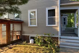 217 4th St, Providence, RI 02906 - Photo 6