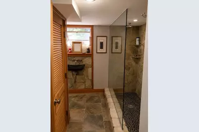 217 Fourth Street, Providence, RI 02906 - Photo 12