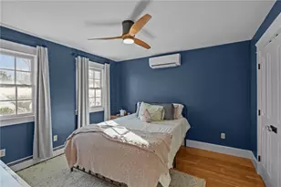 2269 E Main Rd, Portsmouth, RI 02871 - Photo 26